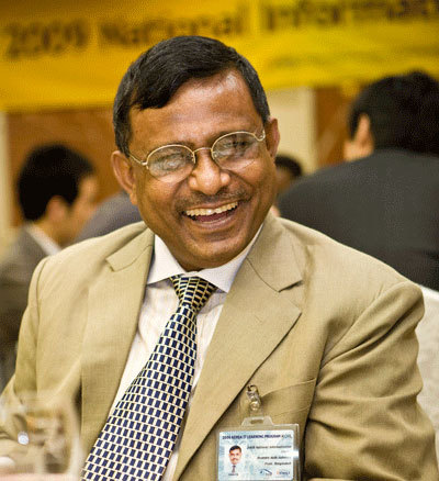 39 years+ of experience in ICT company management and research & data analysis, database programming & management in reputed organizations.