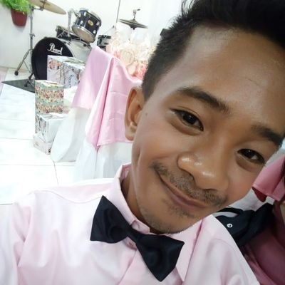 titser_ernest29's profile picture. Teacher by heart and profession 😍
Follower of Christ 😇

Follow my IG accnt: @titser_ernest29