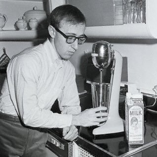 Profile Picture of Woody Allen Respecter  👓 (@WindsorTypeface) on Twitter