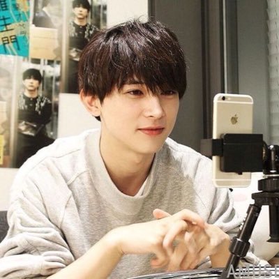 Love Ryo Yoshizawa ❤️ Mainly translating and updating about Ryo 😊✨ Born 1994/02/01 KINGDOM out on 2019/06/20 starting from Singapore