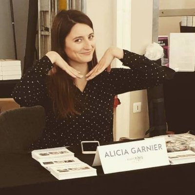 Alicia Garnier : Blogueuse, Booktubeuse mais aussi Autrice ! Will you play ? en librairie le 06/03/2019 YouTube : https://t.co/ngQug15jTK