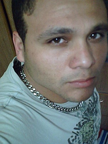 Clark kent + Piter Parker sem os poderes