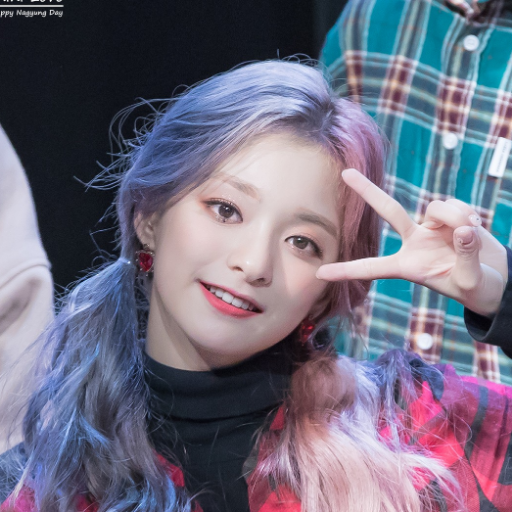 #프로미스나인  #이나경  Logo crop / Edit / 2차가공 / 상업적이용 🚫