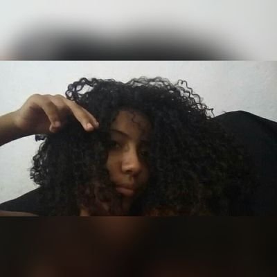 021_anaA's profile picture. fogo nos racistas🔥