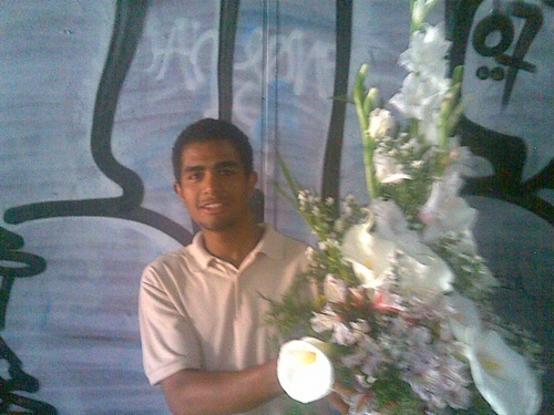 andru1904's profile picture. 