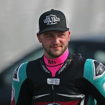 International Road Racer.
Ulster Road Racing 600 Supersport & Supertwin Champion 2018
amr27@hotmail.co.uk