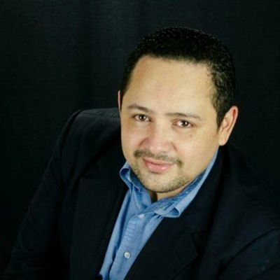 Asesor y consultor Inmobiliario, organizador de equipos de ventas, experto en mercado de oficinas y comercio en la republica