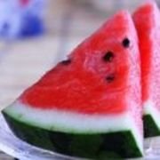 qSHsdKqFrWggqFr's profile picture. 接客の仕事で、嫌な思いをすればするほど、嬉しい思いもすればするほど、自分が客の時はちゃんとしようと思うし可愛いオババになろうと誓う。
持論は「本当のお金持ちは威張らない」。
立場に甘えた非常識なことは老若男女、大嫌い。