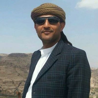 ‏ﻓَﻤﺎ ﻋَﻠﻰ ﺍﻟﻤَﺮﺀِ ﻓﻲ ﺍﻷَﺧﻼﻕِ ﻣِﻦ ﺣَﺮَﺝٍ
ﺇِﺫﺍ ﺭَﻋﻰ ﺻِﻠَﺔً ﻓﻲ ﺍﻟﻠَﻪِ ﺃَﻭ ﺭَﺣِﻤﺎ
ﻭَﻟَﻮ ﻭَﻫَﺒﺘُﻢ ﻟَﻨﺎ ﻋُﻠﻴﺎ ﺳِﻴﺎﺩَﺗِﻜُﻢ
ﻣﺎ ﺯﺍﺩَﻧﺎ ﺍﻟﻔَﻀﻞُ ﻓﻲ ﺇِﺧﻼﺻِﻨﺎ ﻗُﺪُﻣﺎ
