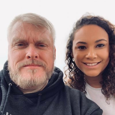 I am 44, have a 21/daughter, 24/son, & 5yr old son :) I am straight edge, tattooed & on a mission to get healthy and live a good life. Batman and CM Punk!