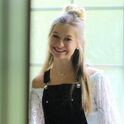 morganmccool_'s profile picture. :)