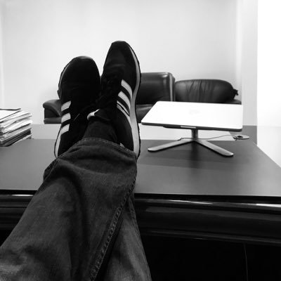 thisishuuuh's profile picture. need to laugh