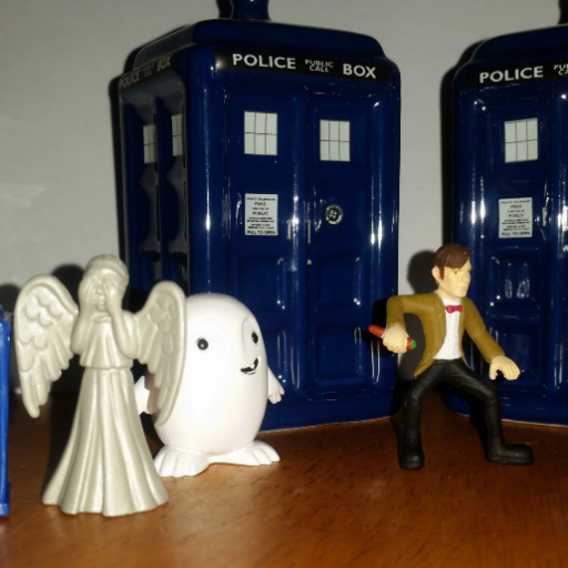 Bloss90's profile picture. Mum of 2 sons (one with Aspergers), lover of cats, knitting, crochet, reading, appliqué and not necessarily in that order