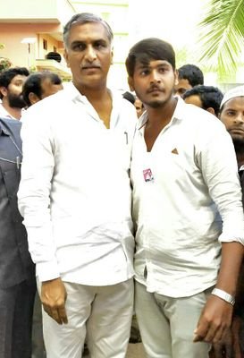 Azarajju13's profile picture. TRSV