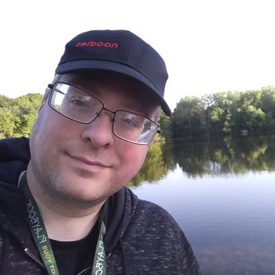 Minnetonka_MAN's profile picture. Former @NoodlesCompany @MinnetonkaMN Manager Enjoys Studying #AmWriting 🎥 Film-Maker -- ❤️ Loves 🎤 Music 🎶