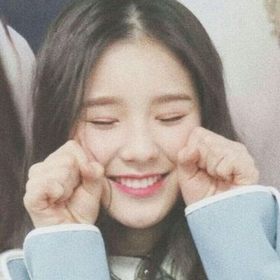 mouchuuu's profile picture. 