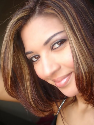 LilianeeCardoso's profile picture. Queria viver o para sempre como se fosse o ultimo dia da minha vida! pena que limites existem e a sociedade me impede :)