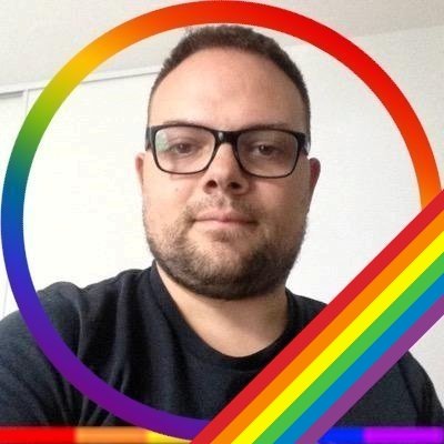 mousy_85's profile picture. In ordine sparso: gaymer, fan di RuPaul's Drag Race, lettore di manga e comics, quasi-parigino, amante del kitsch, gattaro.