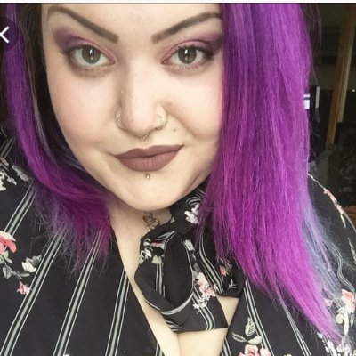 troysfacialhair's profile picture. artist▪️queer▪️
shiny new account ✨