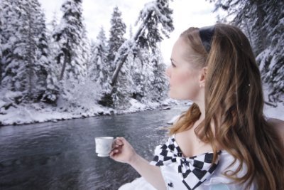 EmpowerPOP's profile picture. Artist. Riding life's rough seas of Woe v's WOAH! Take risks, jump skip hop into your imagination, don't fear fucking it up, hold faith & keep moving forward