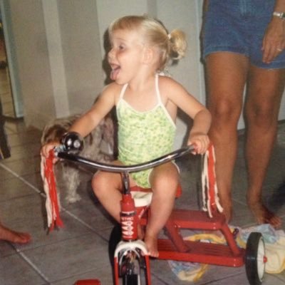 stephswart1's profile picture. 🥝 sloths & kangaroos