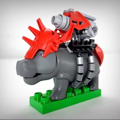 私は自然のように、サイクリングのように、釣りのように、Lego Mocのように、日本のアニメ文化のように、香港から来ました