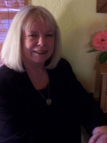 Author, organizing coach, The Secret follower, feng shui advocate, knowledge seeker