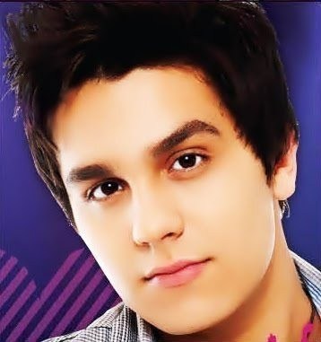... ♪♫ / SEGUE QUE EU TE SIGO DE VOLTA E SE EU NÃO SEGUIR VC ME AVISA QUE EU SIGO ! *-*
