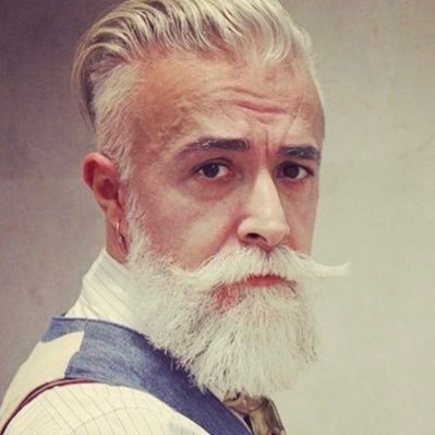 kasorhh's profile picture. ‏من لا يقدّر وجودك ، لا تعظّم غيابه !