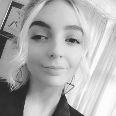 Pea_Painter's profile picture. She/Her. Cotton Cloud number 3 🌤⛅️🌥 all opinions are my own.