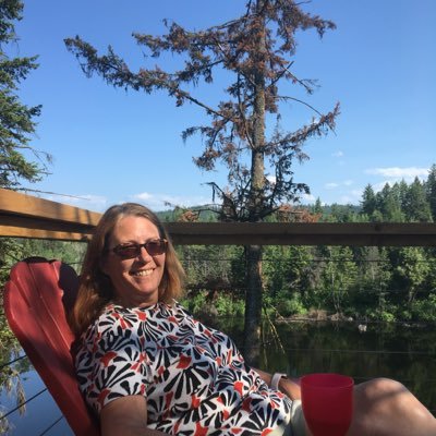 Lin_H__'s profile picture. Mother, Granny and HLTA. Family first. Loves to travel when possible. One kind word can make someone’s entire day