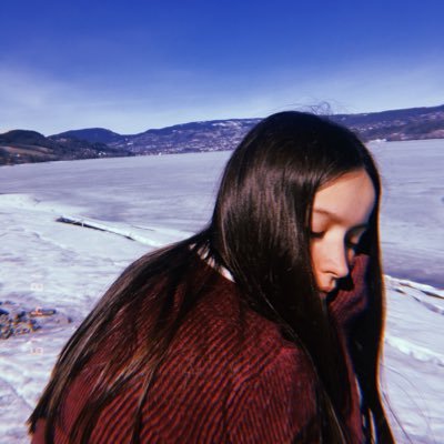 abrilnavrr's profile picture. 🗓❤️