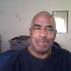 😃I am a 61-year-old -retired -construction laborer/army vet / now a full-time internet marketer making 5 figures per month.
An expert in list building, email