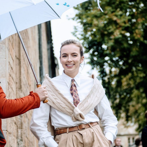 wynonna4ever's profile picture. French Earper 🇫🇷🏳️‍🌈 En rédaction d'un mémoire sur la communauté des Earpers. #WynonnaEarp #Wayhaught #FightforWynonna