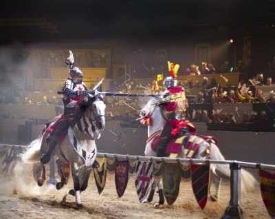 Medieval Times' 10th North American Castle now open in Scottsdale, AZ! Enjoy a 4-course feast & 2-hour live show with jousting, dressage, and ROYALTY ⚔️🏰