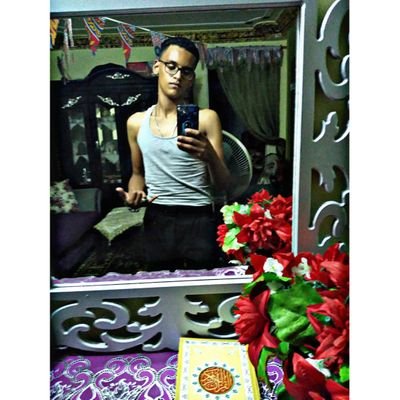 MohamdRyad1's profile picture. ‏لا احب الكذب 🖤 
2000/10/19💙
ZÂMALËK💙❤