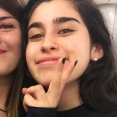 PhoebeeeeeF's profile picture. dramatic and hungry