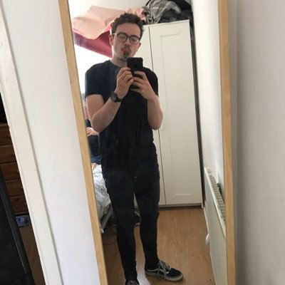 justjoeqq's profile picture. crumpets and cream