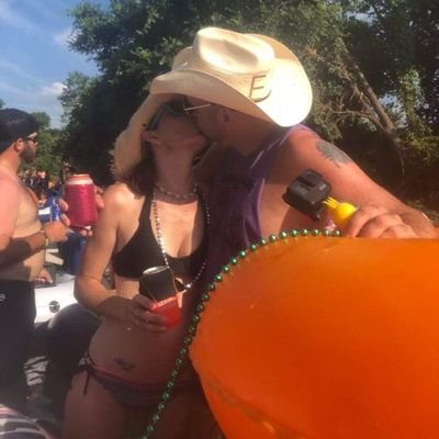 lb_rector's profile picture. Music lover. Film fanatic. Craft beer enthusiast. It's all good.