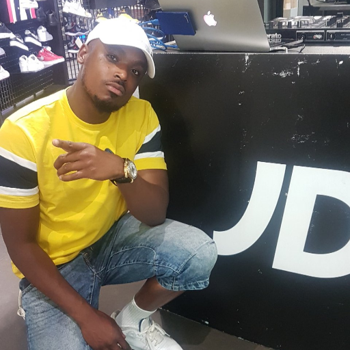 DJKashKid's profile picture. Insta/Snap: @djkashkid 👈  
DJ for @jdsports sometimes
 kayb15business@gmail.com