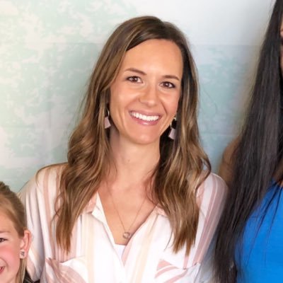 KellyHelgoth's profile picture. 