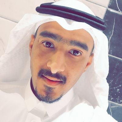 خريج جامعة الملك عبدالعزيز.~. ﮼انت،تراني،الله،فقط،يعرفني..!..اتحادي الميول.~.🖤💛
