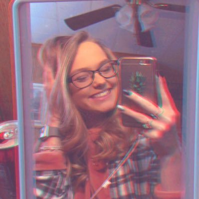 lover of God & coffee☕️💗