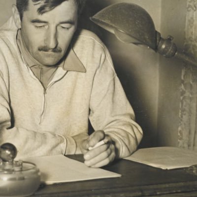 SpacesWriting's profile picture. 