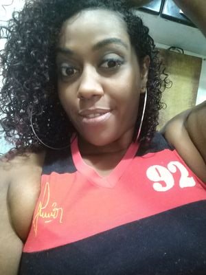 Raiane77824190's profile picture. Aquela sensação que tu vai explodir a qualquer momento e que a única coisa que tu quer é chorar e gritar.