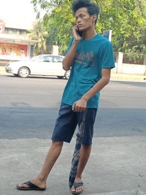 MinThu19898446's profile picture. 