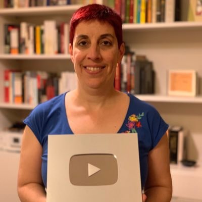 Profesora online de español para extranjeros, 'youtuber' (https://t.co/K0QHSpr9Wm) y a la búsqueda de nuevas fórmulas para enseñar