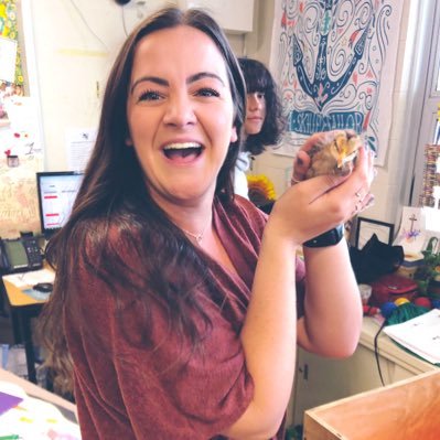 • 7th Grade Science Teacher • 👩🏻🏫 🔬 🧬 🐸 🐣 •🥇🏃🏽♀️🏃🏾♂️XC & Track Coach • Role Model • Nerd •