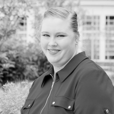 ErinFinter's profile picture. Happy Christian wife living and loving this #thirtyonederful life!