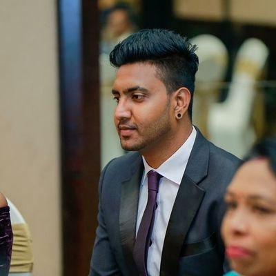 Go confidently in the direction of your dreams. Live the life you have imagined YOLO
😎 🇱🇰🇬🇧🇲🇾🇵🇸